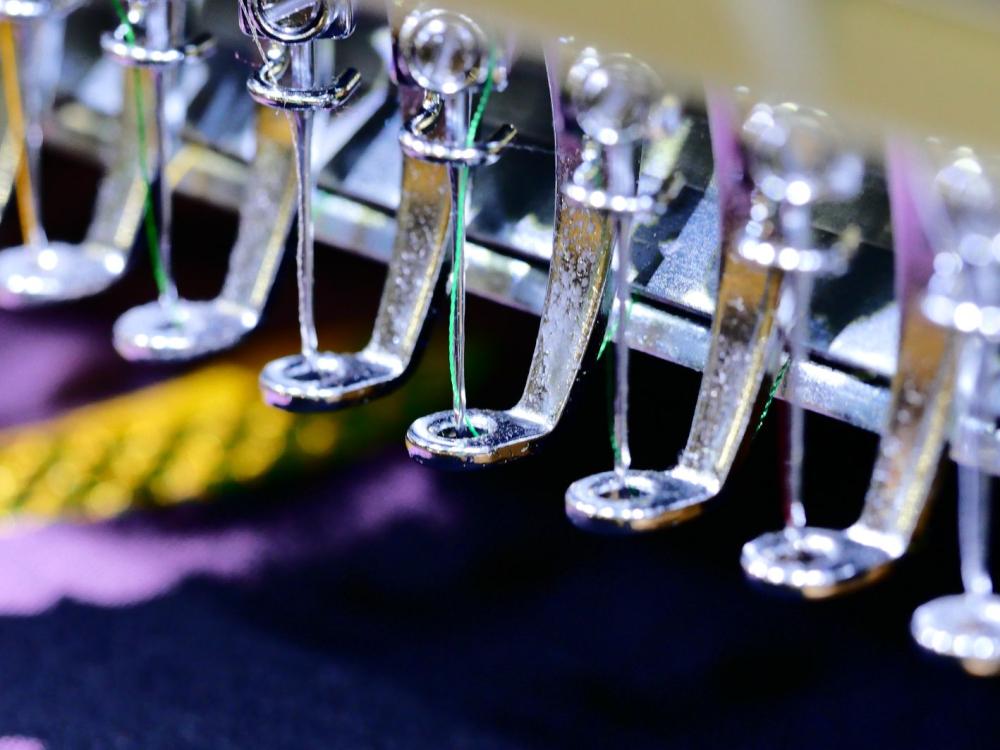 Broderie textile à l'atelier Personaliz